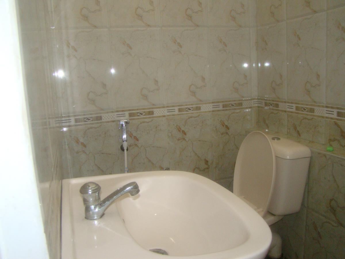 Down Town Hotel Ponnarankulama Εξωτερικό φωτογραφία