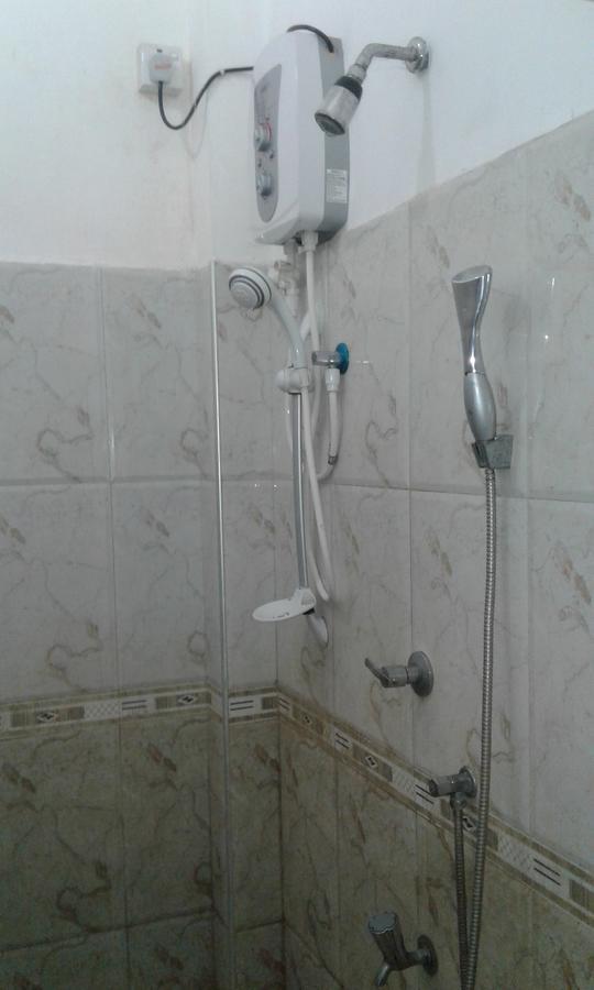 Down Town Hotel Ponnarankulama Εξωτερικό φωτογραφία